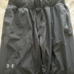 Under Armour Men's Unstoppable Tapered Pants