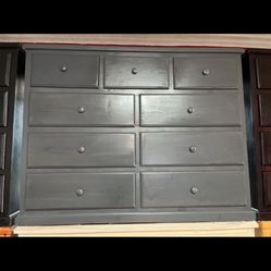 9 Drawer Dresser