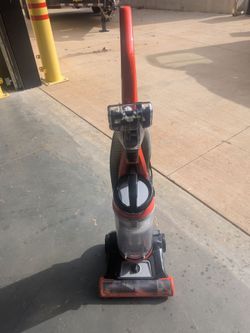 BISSELL CleanView Upright Vacuum – Like New, Excellent Condition OBO