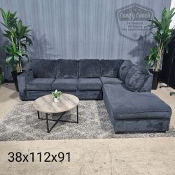 🛋️Ashley’s Charcoal Sectional Sofa (Delivery Available!! )