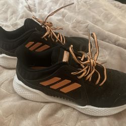 Woman’s Adidas- Size 6