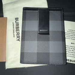 Burberry Horseferry London Clip Wallet, Brand New