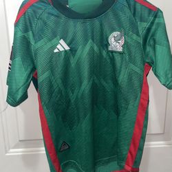 Mexico Soccer Jersey (Kids Size 24  to fit for Small & Medium) $40 Para Ninos