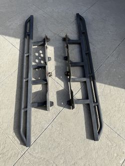 Demello Offroad hybrid bolt on rock sliders and steps for 2016-2023 Toyota Tacoma