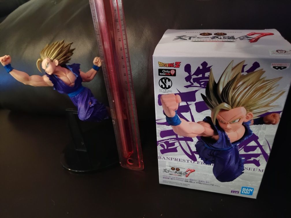 Dragonball Z Super Saiyan teen Gohan statue