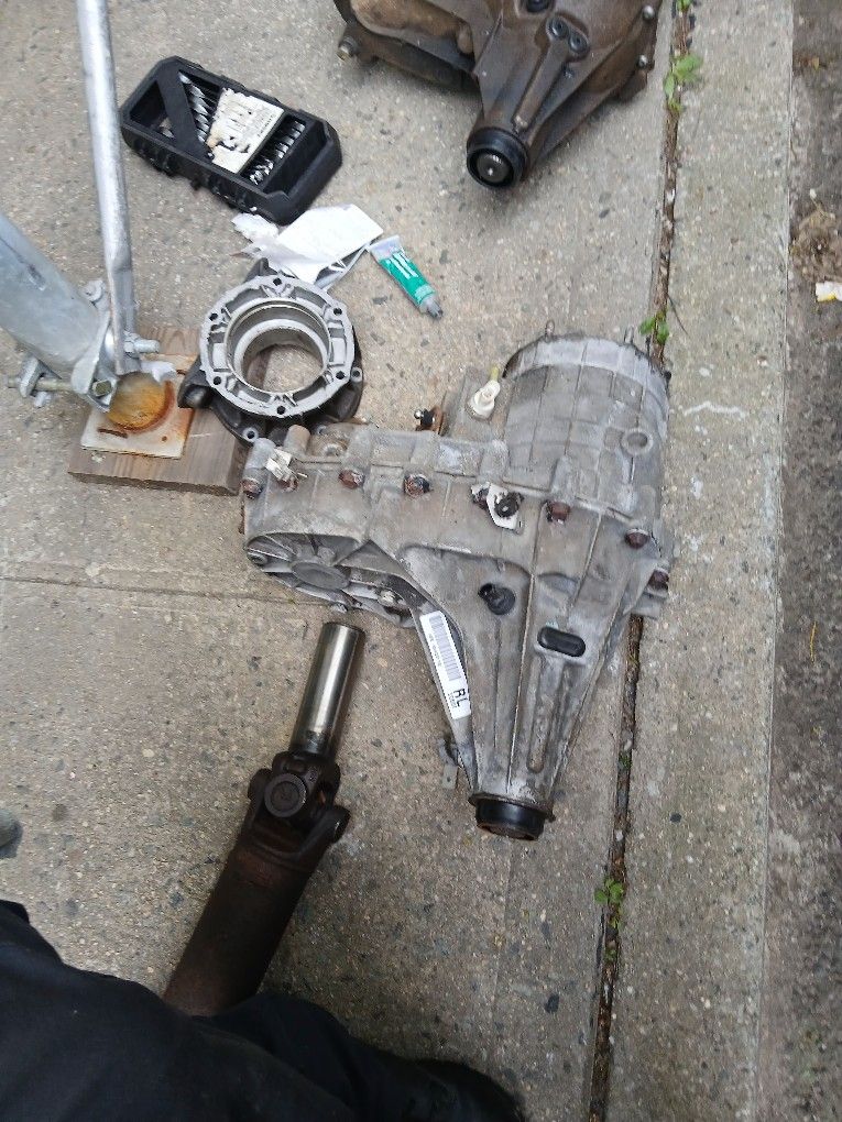 Chevy 2500hd 6.0 Gas Transfer Case Floor Shift