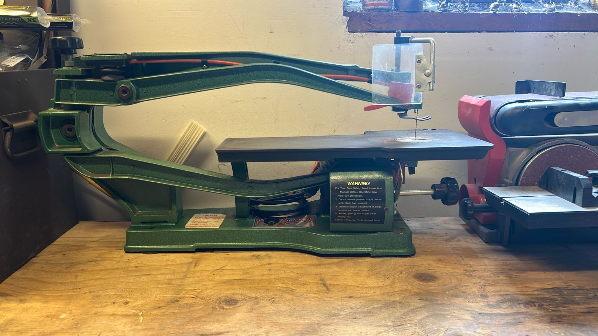 Grizzly Scroll Saw