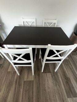 Dining set