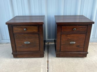 Pair of Riverside Furniture Castlewood Wood Nightstand / Dresser on Wheels