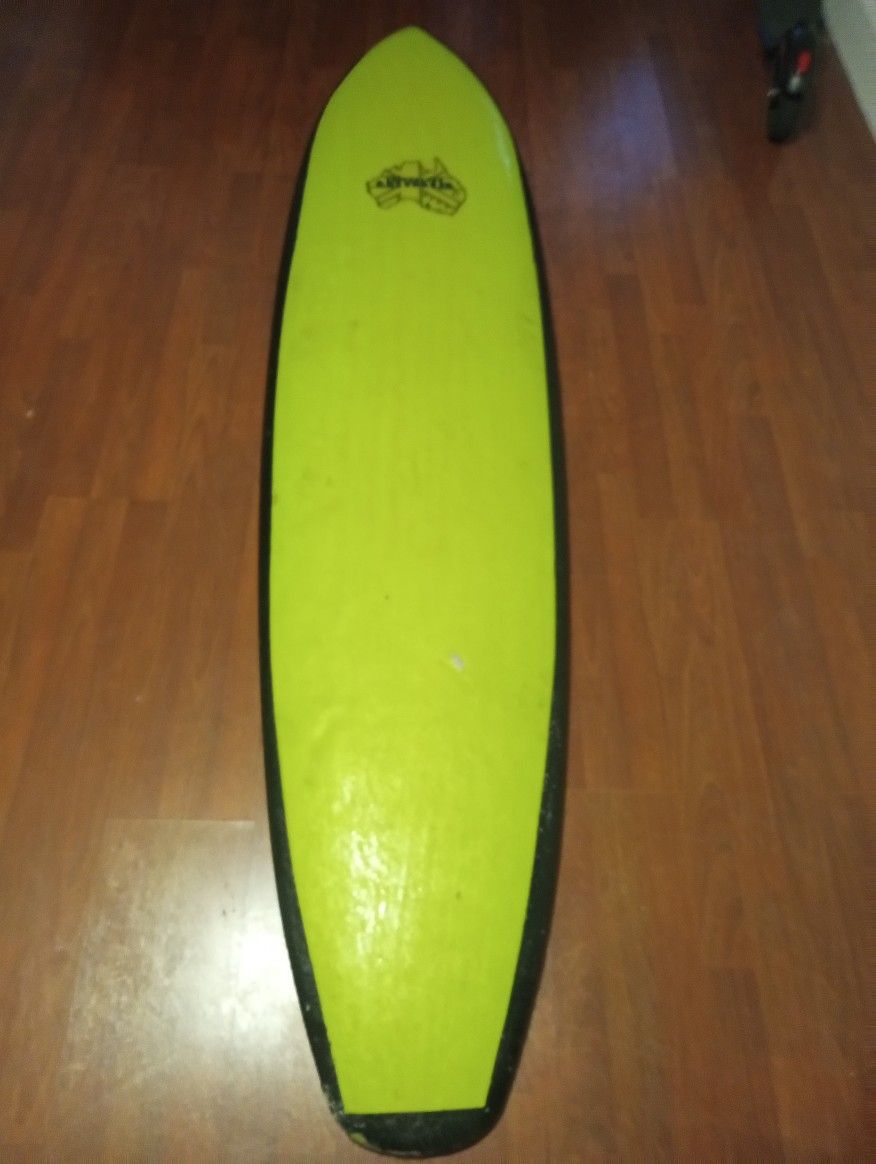 6"11x20x2.5 Single Fin Surfboard