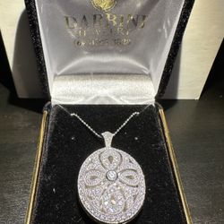Darbini Locket