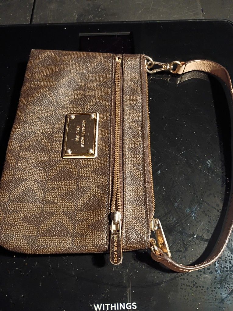 AUTHENTIC MICHAEL KORS WRISTLET