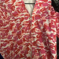 Bape Jacket Size Medium 75$
