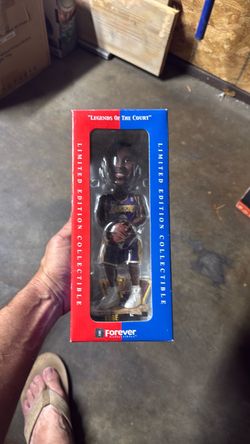 Kobe Bryant Lakers Bobblehead Forever Collectibles
