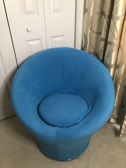 Brand new fancy chair Reg $80 SALE $60