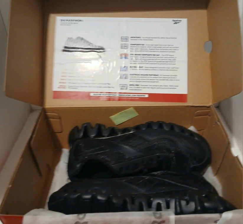 REEBOK ZIG PULSE WORK "BRAND NEW" STEEL TOE 4.5 MENS (6.5 KIDS) TENNIS SHOES