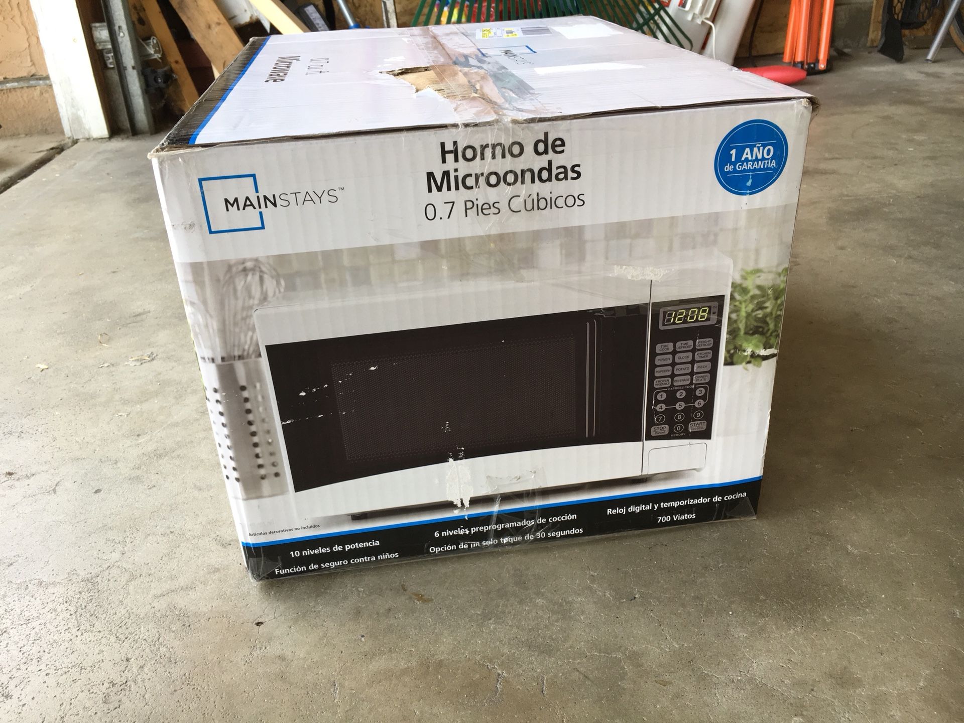 Microwave ( rival 700 watts) selling cheap $30 for Sale in Union City, CA -  OfferUp