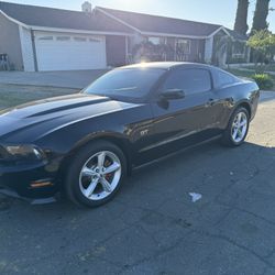 2010 Ford Mustang