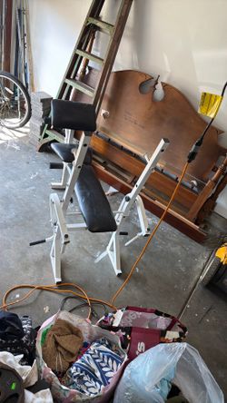 Weight Bench