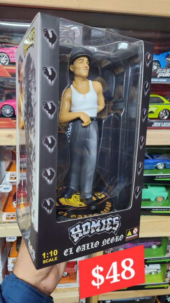 DGA Collectibles - HOMIES GALLO NEGRO 1:10 Scale Large Collectible Figure