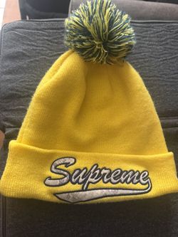 Supreme New Era Beanie