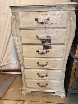Chest with 2 night stands