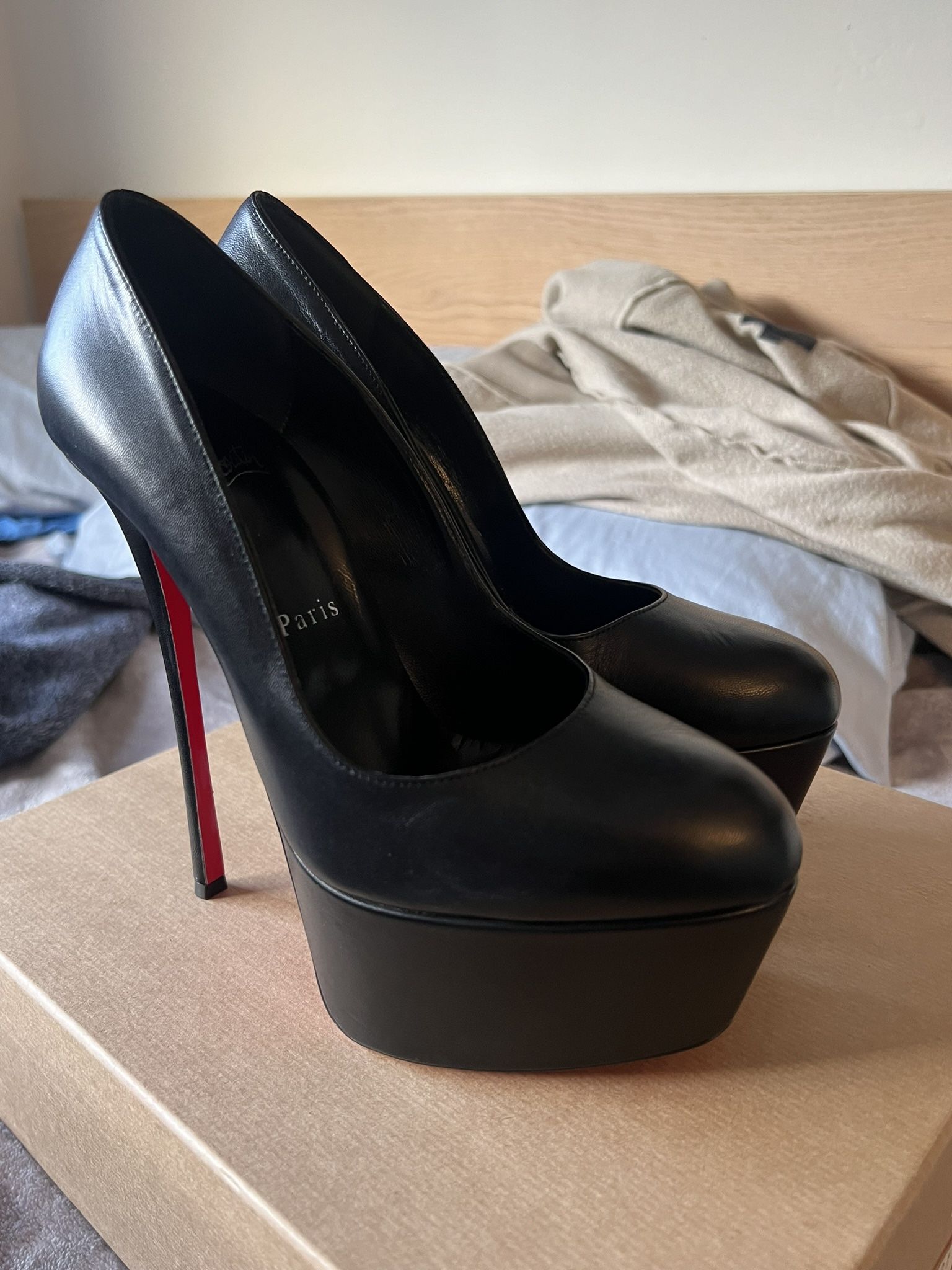 Dolly Pump Alta Christian Louboutin