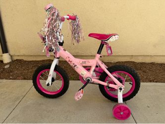 Huffy Minnie Mouse Kids’ Bike with Training Wheels