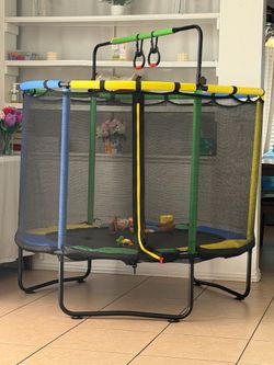 Kids trampoline