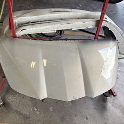 C8 corvette hood