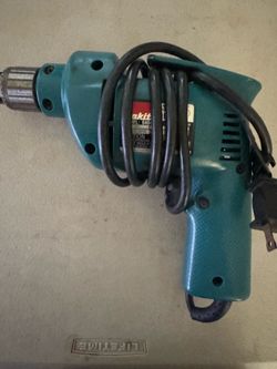 Makita 3/8 drill