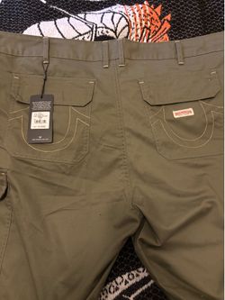 True religion cargo shorts size 40