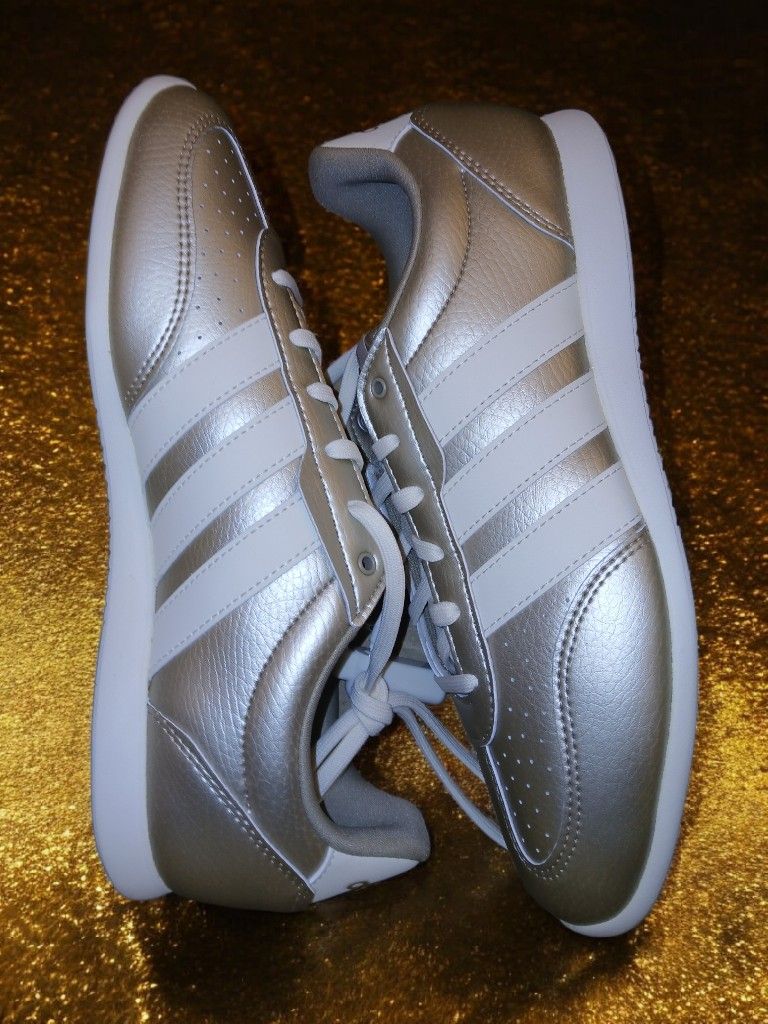 Women's Barreda Lo Sneakers Size 9.5