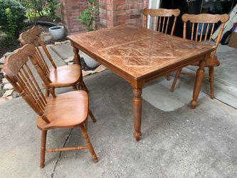 Dinning table with chairs