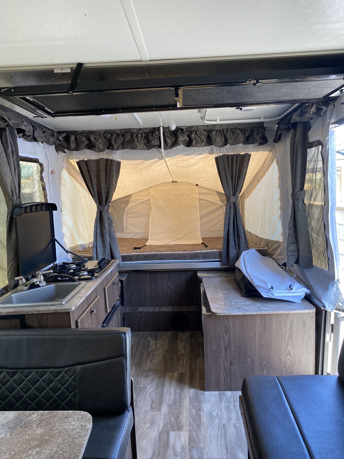 2019 Rockwood ESP Pop Up Tent Trailer for Sale in Bellflower, CA OfferUp