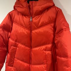 New with tags, UGG Ronney Cropped Puffer Jacket. Size L