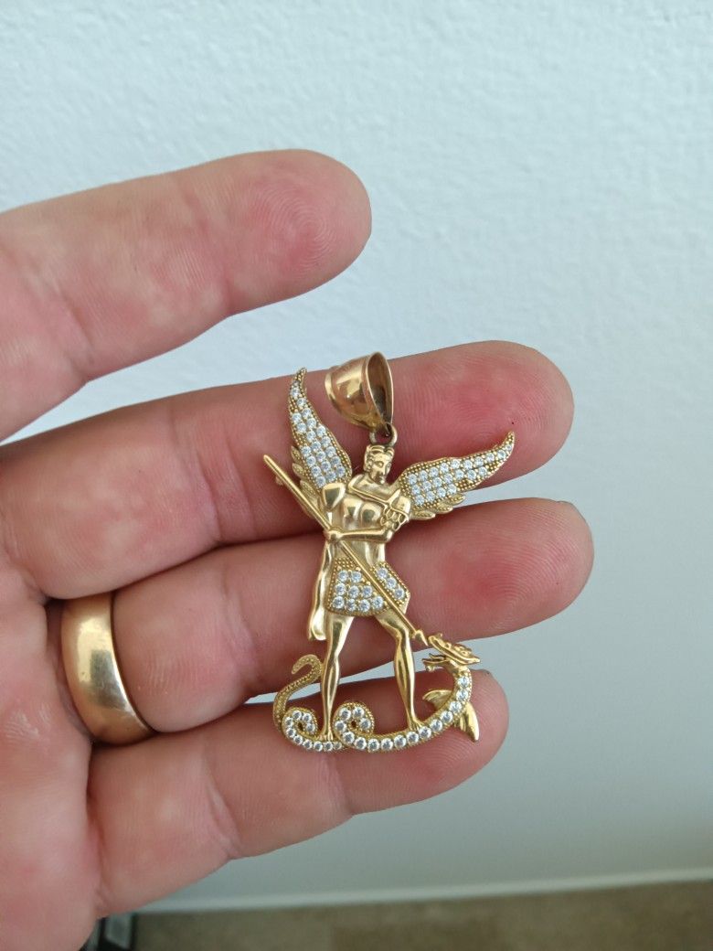 Gold Pendant Saint Michaels