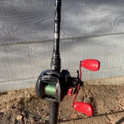 13 Fishing 7’3 Bass Rod With Abu Garcia black max reel.