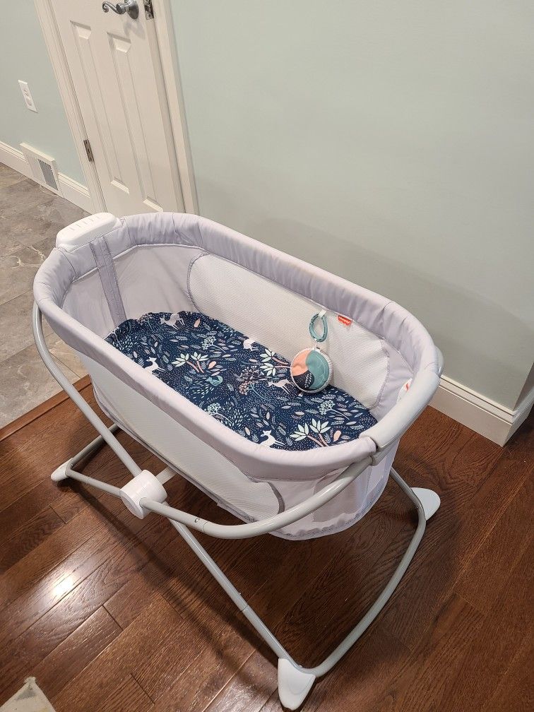 Fisher Price Bassinet