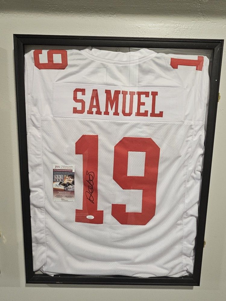 Authenticated Deebo Samuel Autographed Jersey W/ Metal Frame