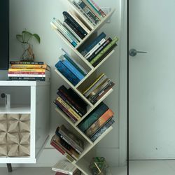 9-tier Tree Bookshelves - Selling 2