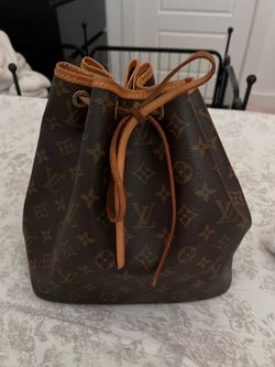 Louis Vuitton Monogram Noé bucket bag