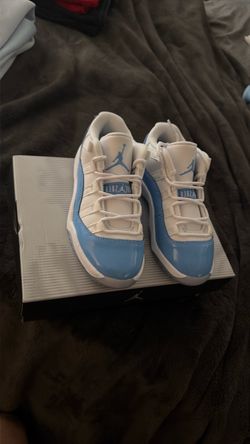 Jordan 11 kids retro low Pa white university blue