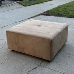 Tan Ottoman