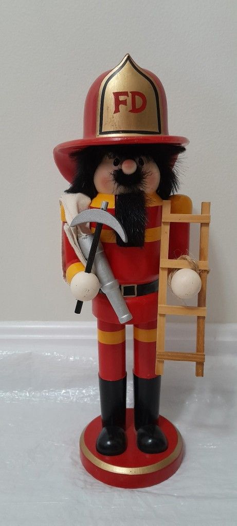 Steinbach Chubby Fireman nutcracker