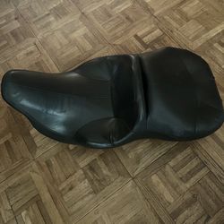 Harley Davidson touring seat