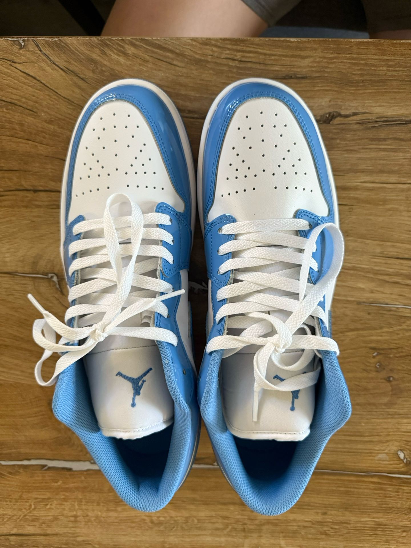 Men’s New Nike Jordan 1 Low White And Blue Size 11