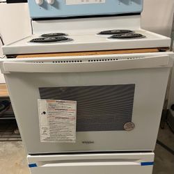 Whirlpool 30- Inch 4.8 Cubic Feet Electric Freestanding