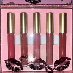 Lipsticks 