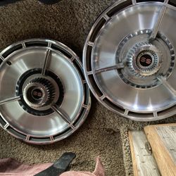 1964 SS Hub Caps 